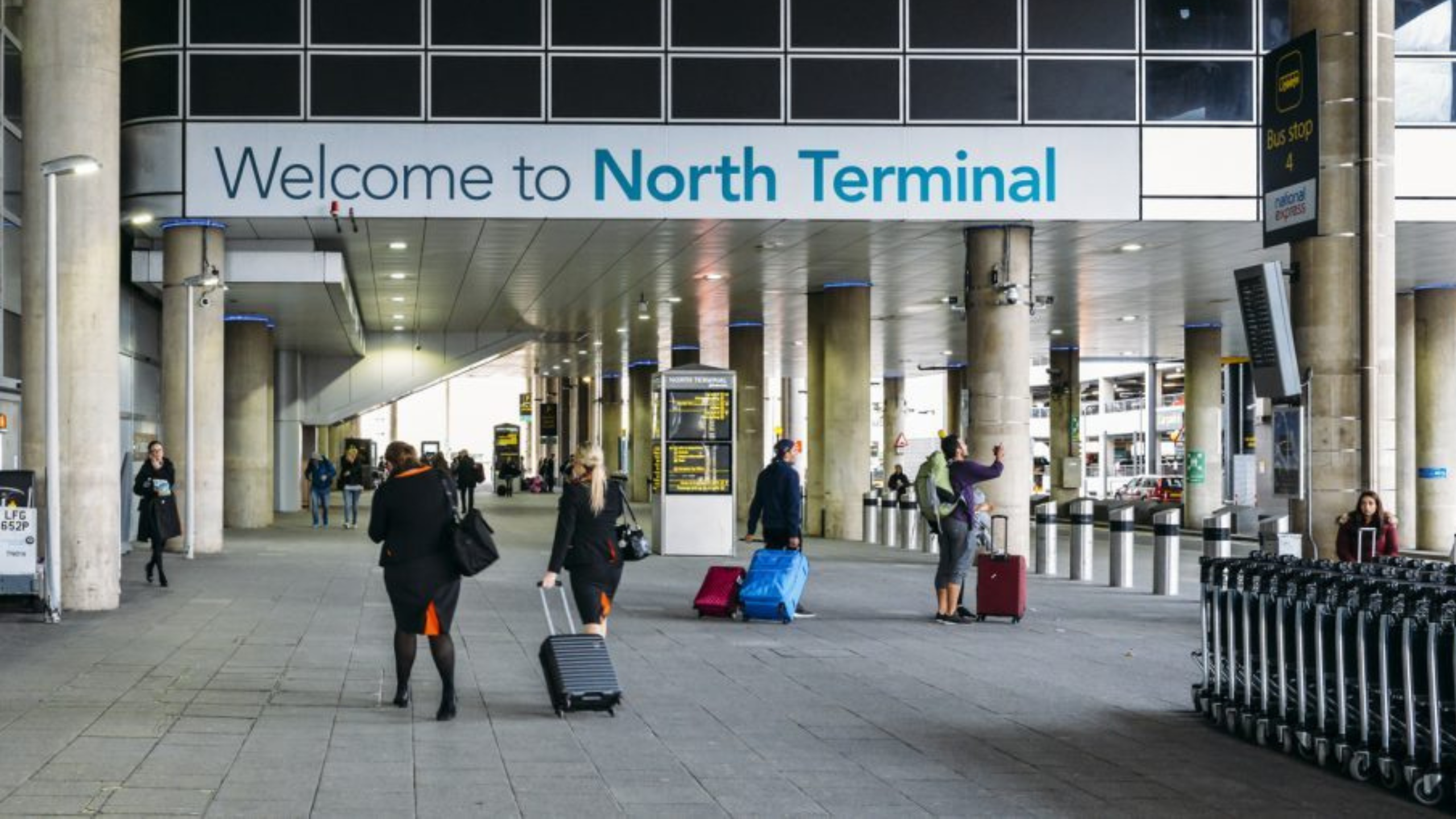 How Can You Move Between Terminals at Gatwick